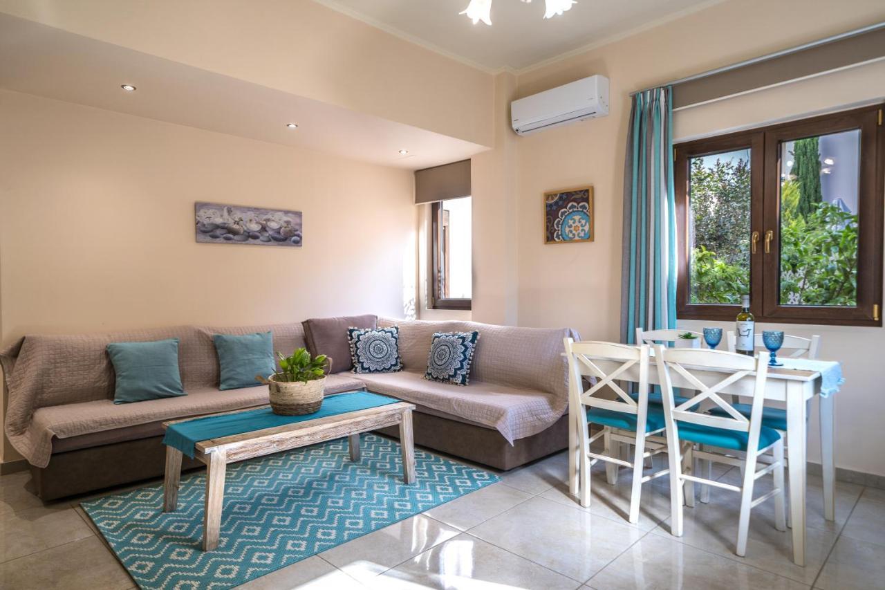 Iro City And Beach Boutique Homes Chania  Екстер'єр фото