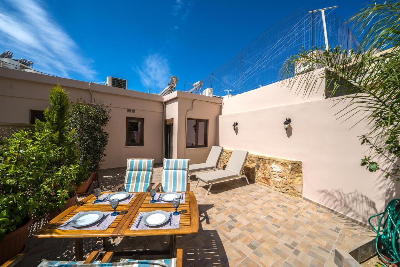 Iro City And Beach Boutique Homes Chania  Екстер'єр фото