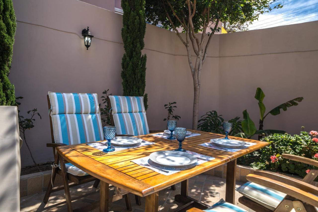 Iro City And Beach Boutique Homes Chania  Екстер'єр фото
