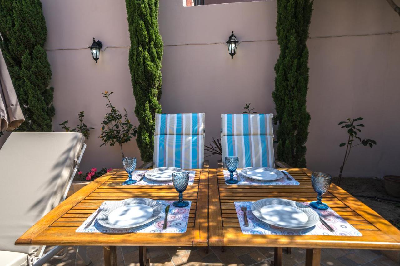 Iro City And Beach Boutique Homes Chania  Екстер'єр фото