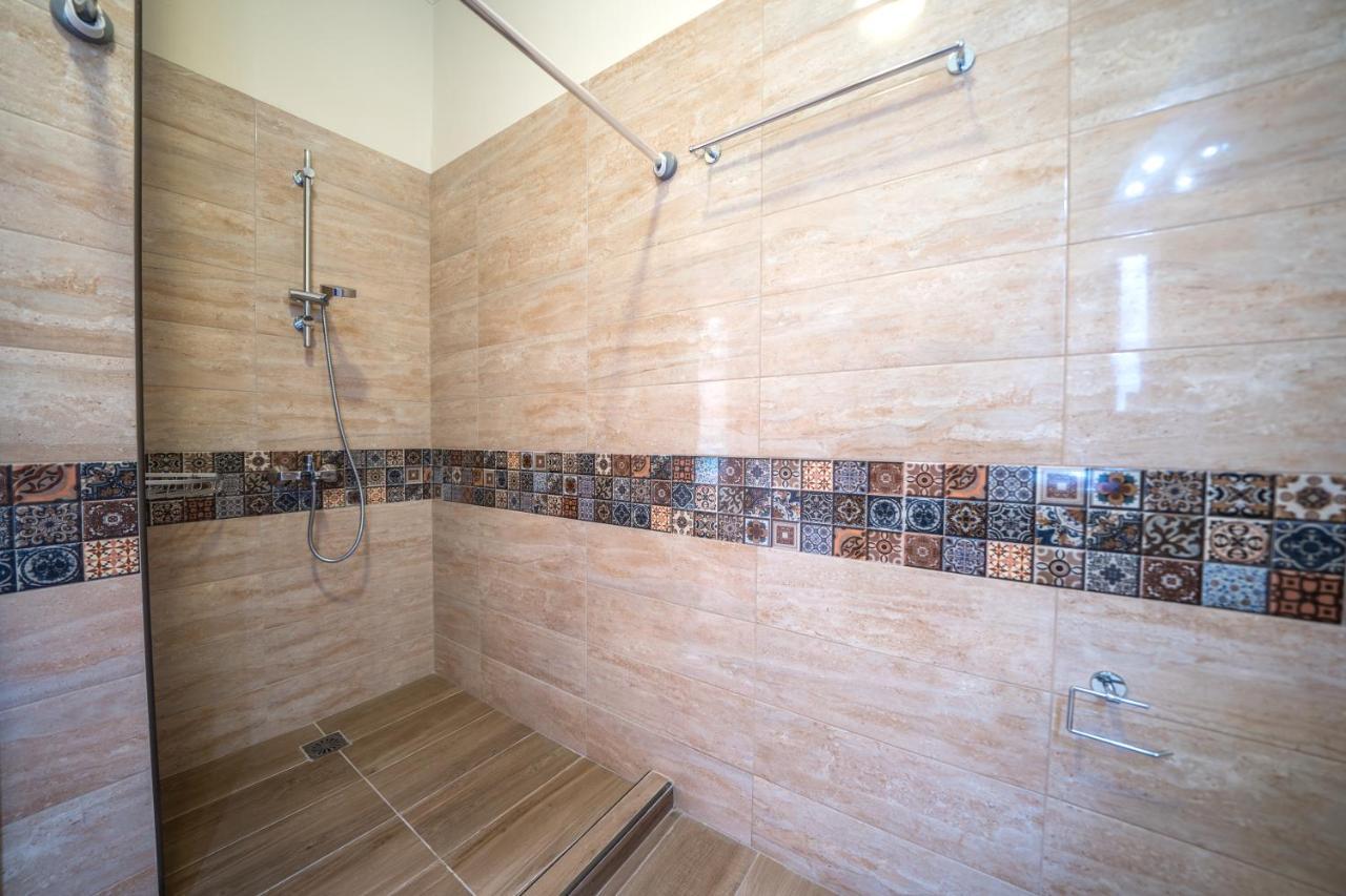 Iro City And Beach Boutique Homes Chania  Екстер'єр фото